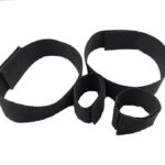 WRIST TO THIGH RESTRAINTS